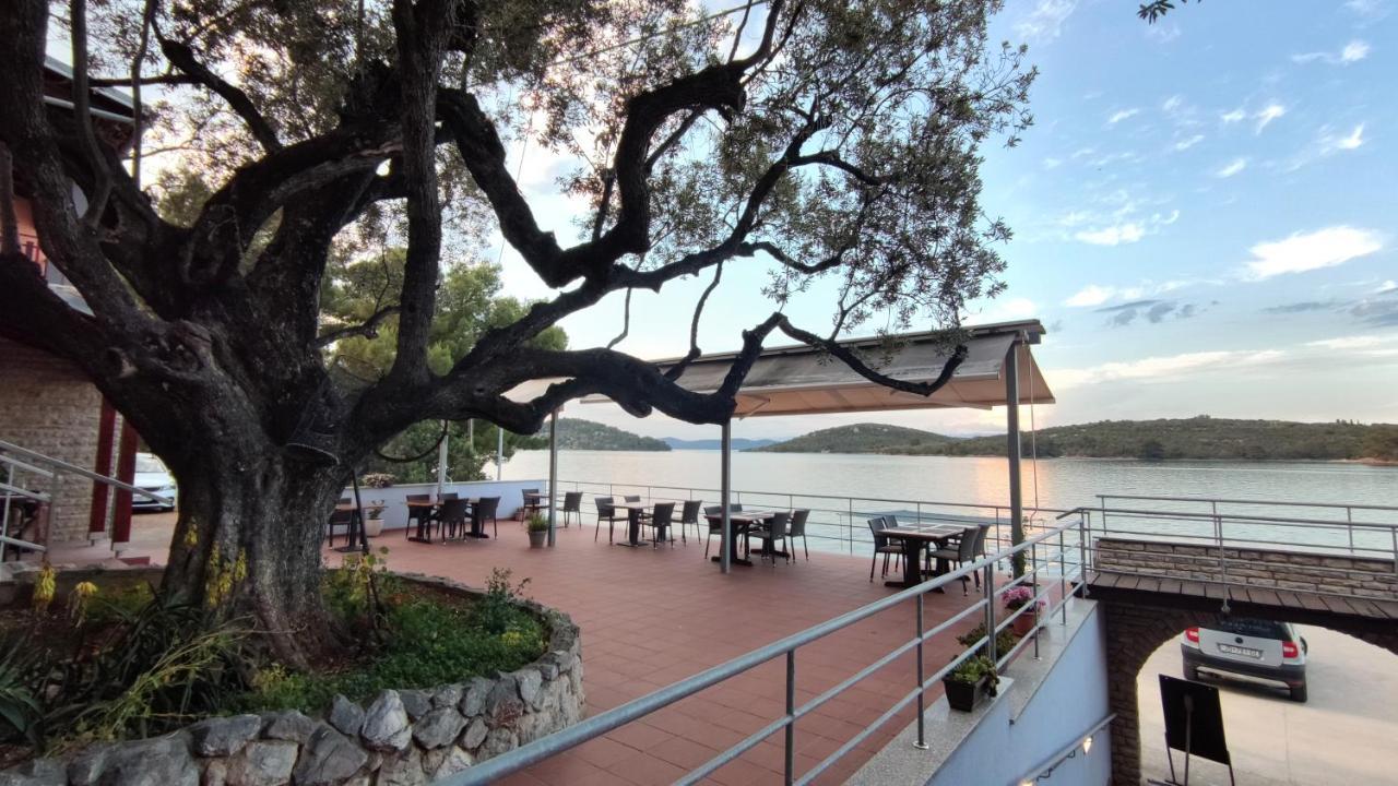 Pansion Alen - Dugi Otok Bed & Breakfast Luka  Eksteriør bilde