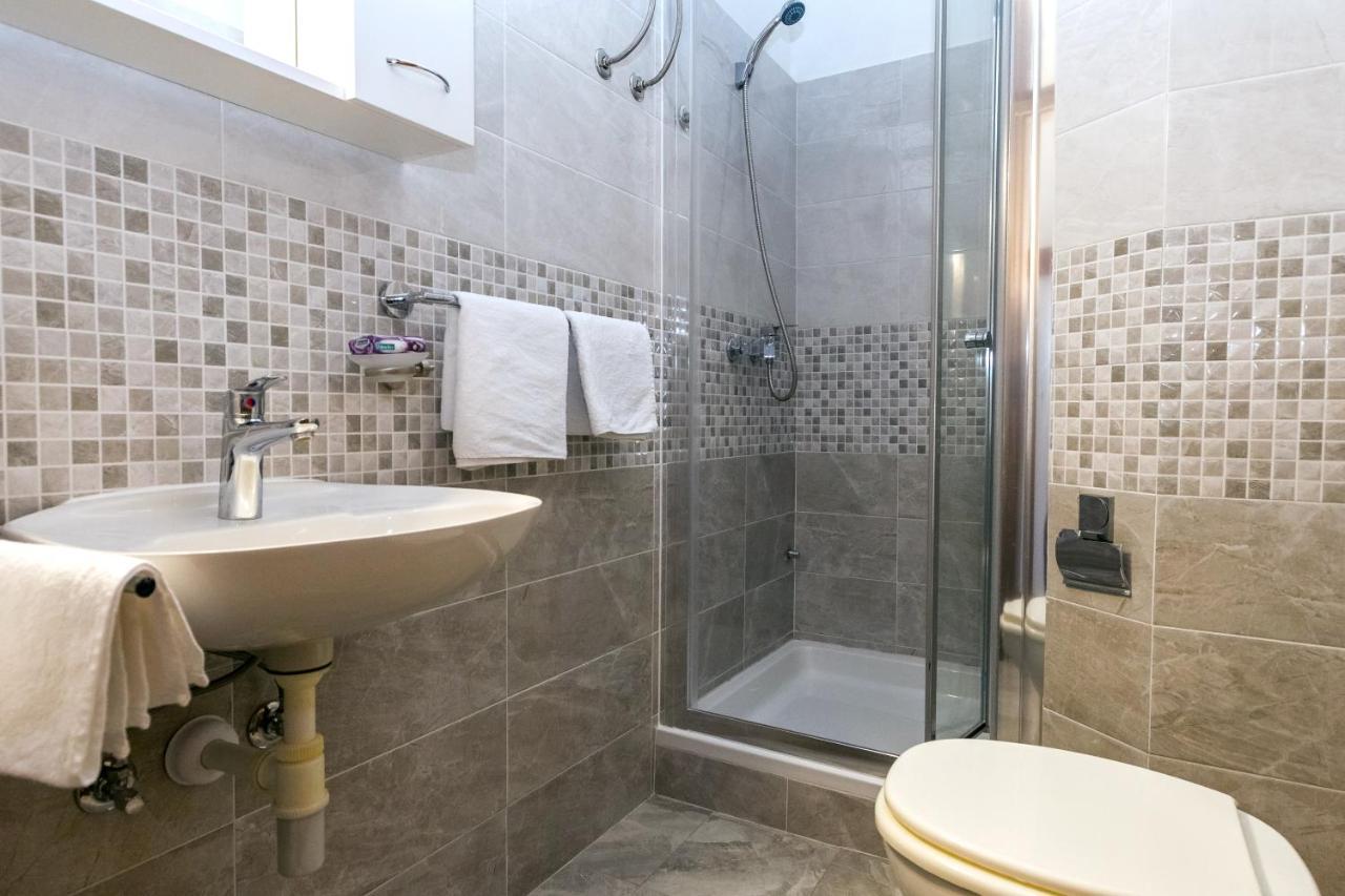 Pansion Alen - Dugi Otok Bed & Breakfast Luka  Eksteriør bilde